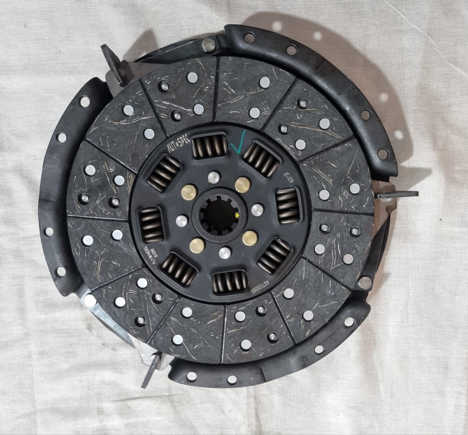 CLUTCH SET 280 DIA SWARAJ TRACTOR