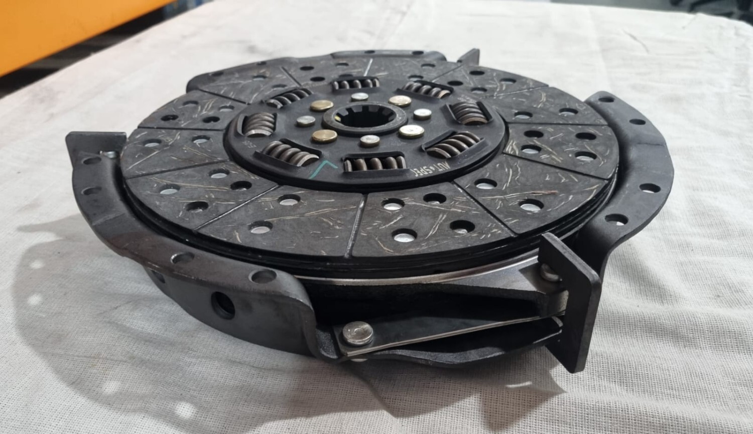 CLUTCH SET 280 DIA SWARAJ TRACTOR
