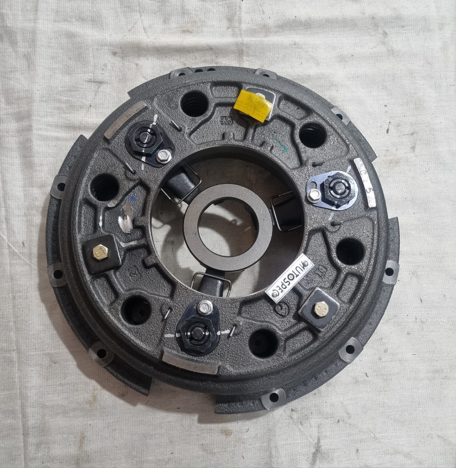 CLUTCH SET 330 Diameter OW DISC ,3L Swaraj Tractor